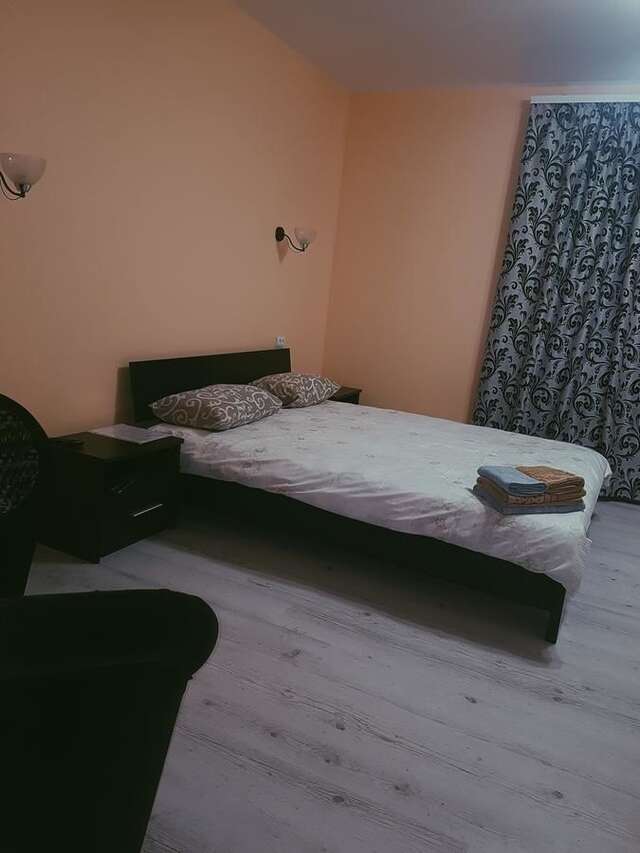 Отель Hotel Днепр-5